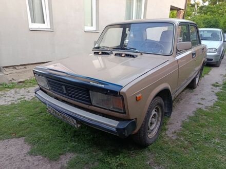 ВАЗ 2105 1987 в Черткове на Automoto.ua Бежевый ВАЗ 2105, объемом двигателя 1.3 л и пробегом 385 тыс. км за 483 $, фото 1 на Automoto.ua