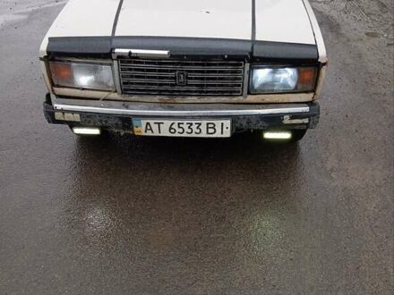 ВАЗ 2105 1987 в Косове на Automoto.ua Бежевый ВАЗ 2105, объемом двигателя 1.29 л и пробегом 71 тыс. км за 350 $, фото 1 на Automoto.ua