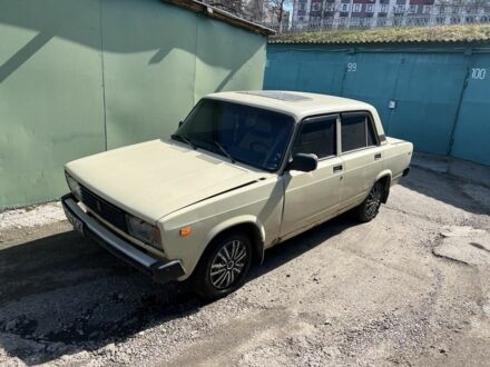 ВАЗ 2105 1988 в Киеве на Automoto.ua Бежевый ВАЗ 2105, объемом двигателя 1.3 л и пробегом 181 тыс. км за 30000 $, фото 1 на Automoto.ua