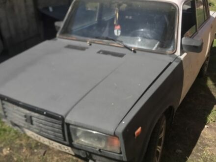 ВАЗ 2105 1989 у Червонограде на Automoto.ua Бежевий ВАЗ 2105, об'ємом двигуна 1 л та пробігом 100 тис. км за 15000 $, фото 1 на Automoto.ua