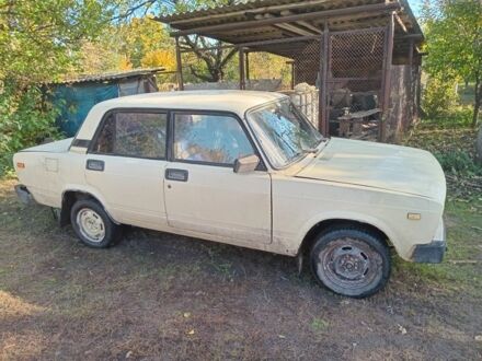 ВАЗ 2105 1990 в Фастове на Automoto.ua Бежевый ВАЗ 2105, объемом двигателя 1 л и пробегом 713 тыс. км за 404 $, фото 1 на Automoto.ua