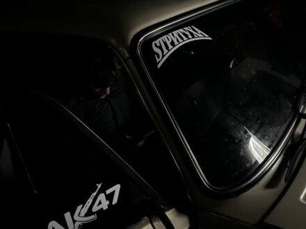 ВАЗ 2105 1992 в Хмельницком на Automoto.ua Бежевый ВАЗ 2105, объемом двигателя 0 л и пробегом 90 тыс. км за 241 $, фото 1 на Automoto.ua