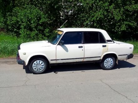 ВАЗ 2105 1993 в Желтых Водах на Automoto.ua Бежевый ВАЗ 2105, объемом двигателя 13 л и пробегом 0 тыс. км за 600 $, фото 1 на Automoto.ua