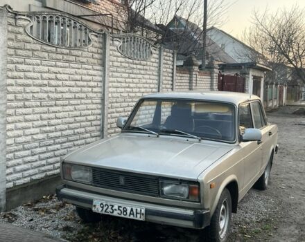 Бежевый ВАЗ 2105, объемом двигателя 1.5 л и пробегом 300 тыс. км за 355 $, фото 1 на Automoto.ua