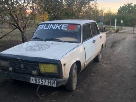 ВАЗ 2105 1994 в Раздельной на Automoto.ua Бежевый ВАЗ 2105, объемом двигателя 1.5 л и пробегом 500 тыс. км за 192 $, фото 1 на Automoto.ua