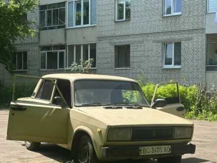 Бежевий ВАЗ 2105, об'ємом двигуна 1.5 л та пробігом 300 тис. км за 426 $, фото 1 на Automoto.ua