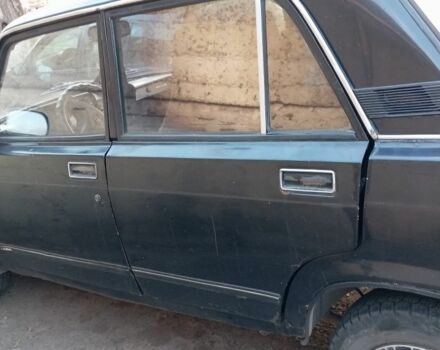 Черный ВАЗ 2105, объемом двигателя 0 л и пробегом 110 тыс. км за 600 $, фото 3 на Automoto.ua