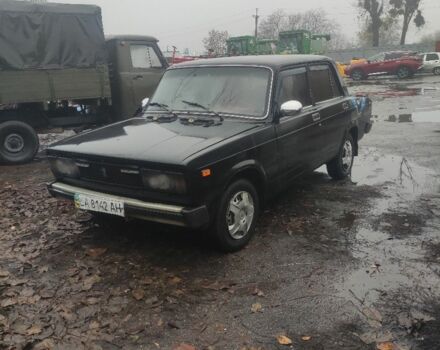Черный ВАЗ 2105, объемом двигателя 1.3 л и пробегом 120 тыс. км за 429 $, фото 4 на Automoto.ua