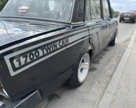 Черный ВАЗ 2105, объемом двигателя 0.13 л и пробегом 35 тыс. км за 1300 $, фото 5 на Automoto.ua