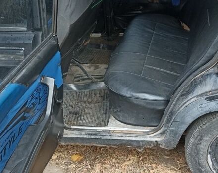 Чорний ВАЗ 2105, об'ємом двигуна 1.2 л та пробігом 139 тис. км за 383 $, фото 5 на Automoto.ua