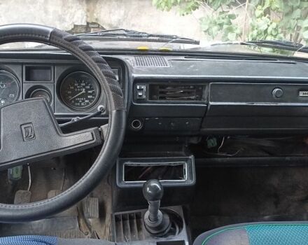 Чорний ВАЗ 2105, об'ємом двигуна 1.2 л та пробігом 139 тис. км за 383 $, фото 7 на Automoto.ua