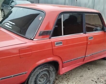 Черный ВАЗ 2105, объемом двигателя 0 л и пробегом 400 тыс. км за 500 $, фото 1 на Automoto.ua