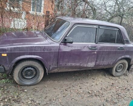 Фіолетовий ВАЗ 2105, об'ємом двигуна 1.5 л та пробігом 200 тис. км за 600 $, фото 1 на Automoto.ua