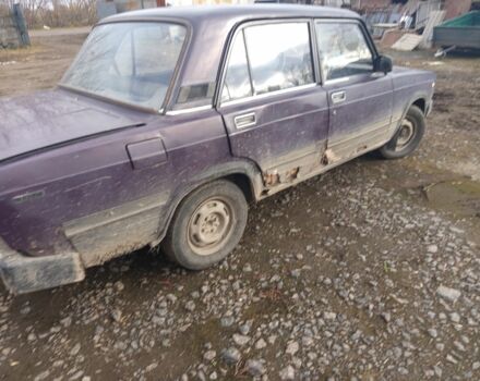 Фиолетовый ВАЗ 2105, объемом двигателя 1 л и пробегом 1 тыс. км за 274 $, фото 2 на Automoto.ua
