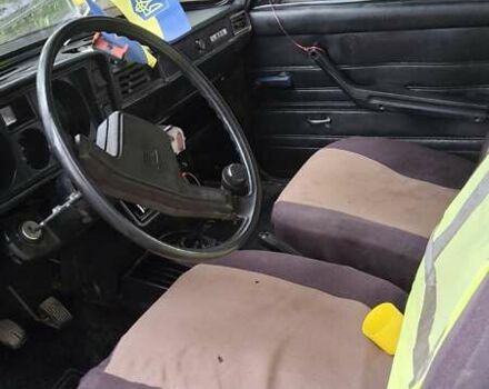 ВАЗ 2105 1996 в Черновцах на Automoto.ua Фиолетовый ВАЗ 2105, объемом двигателя 0 л и пробегом 100 тыс. км за 800 $, фото 7 на Automoto.ua