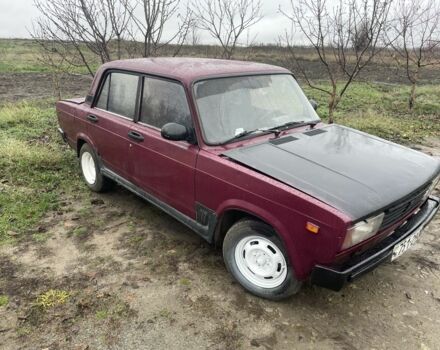 Фиолетовый ВАЗ 2105, объемом двигателя 1.5 л и пробегом 1000 тыс. км за 428 $, фото 2 на Automoto.ua
