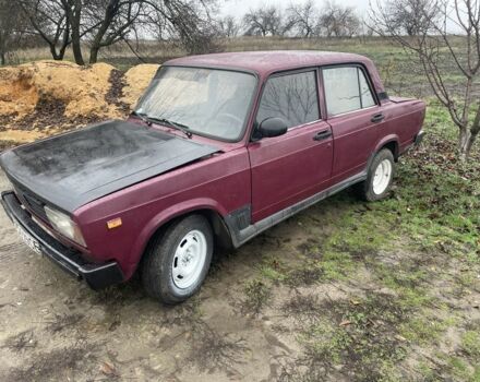Фиолетовый ВАЗ 2105, объемом двигателя 1.5 л и пробегом 1000 тыс. км за 428 $, фото 1 на Automoto.ua