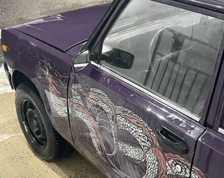 Фиолетовый ВАЗ 2105, объемом двигателя 1.5 л и пробегом 54 тыс. км за 478 $, фото 5 на Automoto.ua