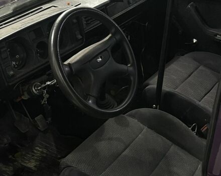 Фиолетовый ВАЗ 2105, объемом двигателя 1.5 л и пробегом 54 тыс. км за 478 $, фото 6 на Automoto.ua