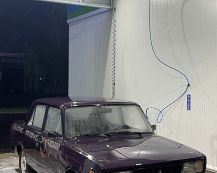 Фиолетовый ВАЗ 2105, объемом двигателя 1.5 л и пробегом 54 тыс. км за 478 $, фото 4 на Automoto.ua