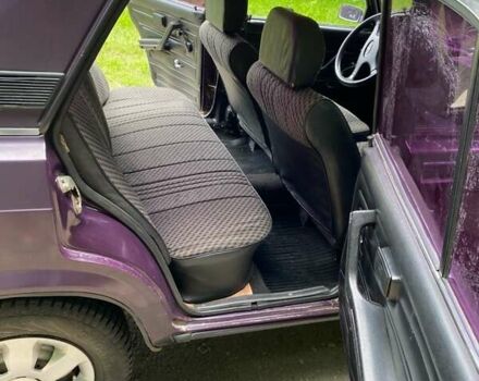 Фиолетовый ВАЗ 2105, объемом двигателя 1.45 л и пробегом 100 тыс. км за 1700 $, фото 6 на Automoto.ua