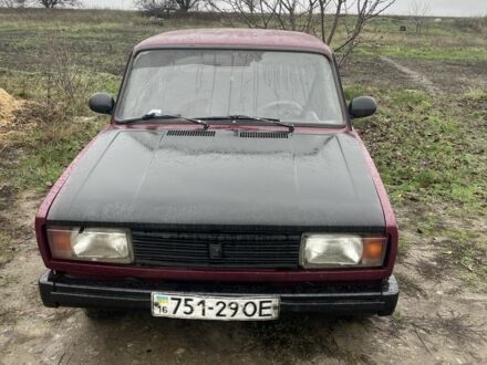 Фиолетовый ВАЗ 2105, объемом двигателя 1.5 л и пробегом 1000 тыс. км за 428 $, фото 1 на Automoto.ua