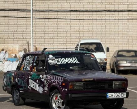 Фиолетовый ВАЗ 2105, объемом двигателя 1.5 л и пробегом 777 тыс. км за 1000 $, фото 1 на Automoto.ua