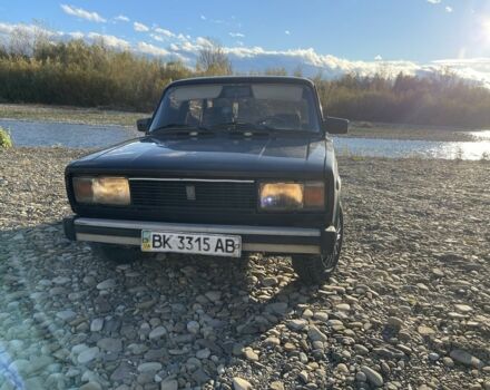 Коричневый ВАЗ 2105, объемом двигателя 1.6 л и пробегом 300 тыс. км за 650 $, фото 1 на Automoto.ua