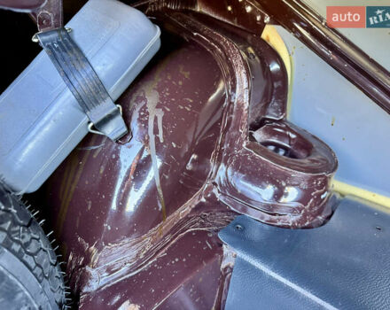 Коричневый ВАЗ 2105, объемом двигателя 1.3 л и пробегом 3 тыс. км за 15000 $, фото 82 на Automoto.ua