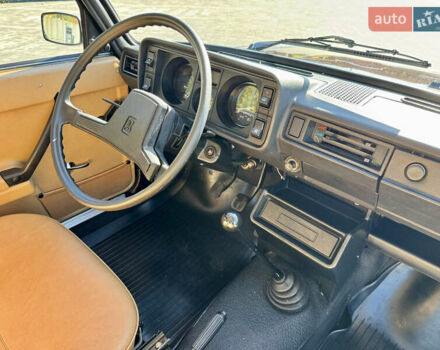 Коричневый ВАЗ 2105, объемом двигателя 1.3 л и пробегом 3 тыс. км за 15000 $, фото 75 на Automoto.ua
