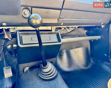 Коричневый ВАЗ 2105, объемом двигателя 1.3 л и пробегом 3 тыс. км за 15000 $, фото 39 на Automoto.ua