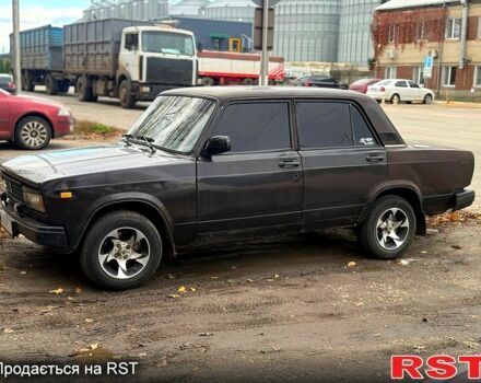 Коричневый ВАЗ 2105, объемом двигателя 1.5 л и пробегом 0 тыс. км за 750 $, фото 2 на Automoto.ua