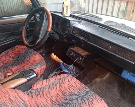 Коричневий ВАЗ 2105, об'ємом двигуна 1 л та пробігом 2 тис. км за 284 $, фото 1 на Automoto.ua