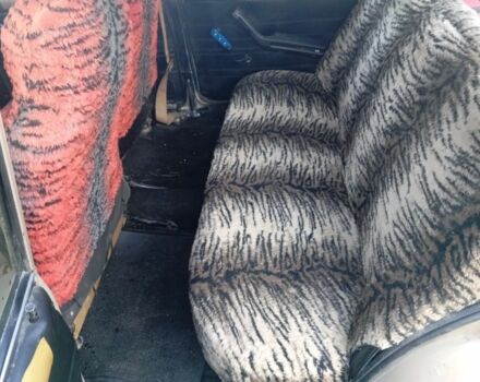 Коричневий ВАЗ 2105, об'ємом двигуна 1 л та пробігом 2 тис. км за 284 $, фото 4 на Automoto.ua