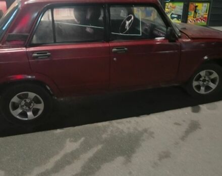 Красный ВАЗ 2105, объемом двигателя 1 л и пробегом 143 тыс. км за 309 $, фото 1 на Automoto.ua