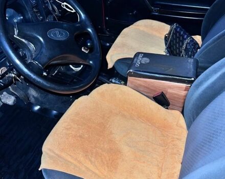 Красный ВАЗ 2105, объемом двигателя 1.5 л и пробегом 45 тыс. км за 595 $, фото 8 на Automoto.ua