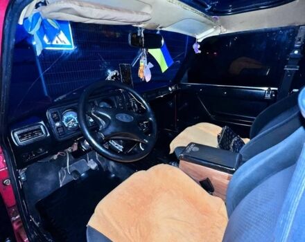 Красный ВАЗ 2105, объемом двигателя 1.5 л и пробегом 45 тыс. км за 595 $, фото 4 на Automoto.ua