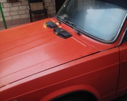 Красный ВАЗ 2105, объемом двигателя 0 л и пробегом 50 тыс. км за 600 $, фото 4 на Automoto.ua