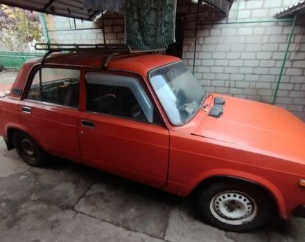 Красный ВАЗ 2105, объемом двигателя 0 л и пробегом 50 тыс. км за 600 $, фото 3 на Automoto.ua