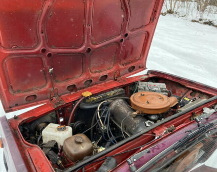 Красный ВАЗ 2105, объемом двигателя 1.5 л и пробегом 777 тыс. км за 844 $, фото 7 на Automoto.ua