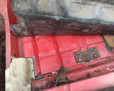 Красный ВАЗ 2105, объемом двигателя 1.3 л и пробегом 125 тыс. км за 670 $, фото 13 на Automoto.ua