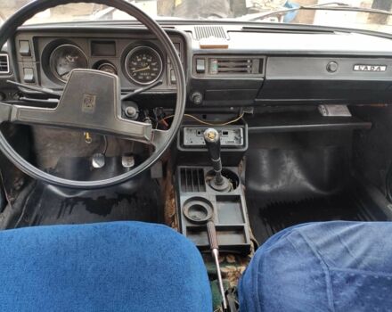 Красный ВАЗ 2105, объемом двигателя 1.3 л и пробегом 125 тыс. км за 670 $, фото 10 на Automoto.ua