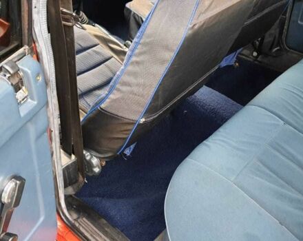 Красный ВАЗ 2105, объемом двигателя 0 л и пробегом 100 тыс. км за 900 $, фото 13 на Automoto.ua