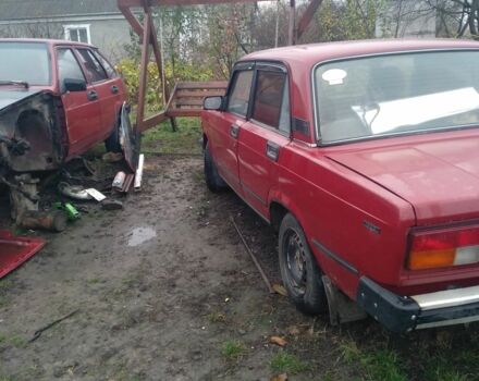 Красный ВАЗ 2105, объемом двигателя 0 л и пробегом 50 тыс. км за 709 $, фото 2 на Automoto.ua