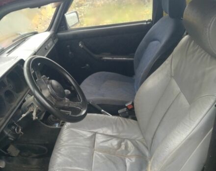 Красный ВАЗ 2105, объемом двигателя 0 л и пробегом 50 тыс. км за 709 $, фото 3 на Automoto.ua