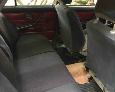 Красный ВАЗ 2105, объемом двигателя 1.3 л и пробегом 100 тыс. км за 787 $, фото 6 на Automoto.ua