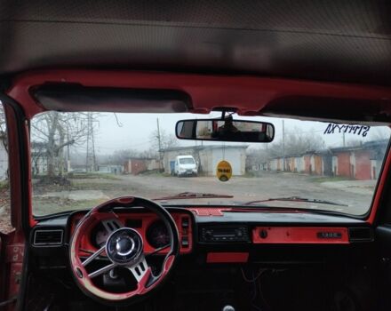 Красный ВАЗ 2105, объемом двигателя 1.3 л и пробегом 33 тыс. км за 617 $, фото 5 на Automoto.ua