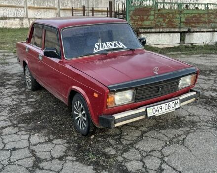 Красный ВАЗ 2105, объемом двигателя 1.5 л и пробегом 100 тыс. км за 816 $, фото 2 на Automoto.ua