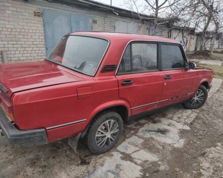 Красный ВАЗ 2105, объемом двигателя 1.3 л и пробегом 33 тыс. км за 617 $, фото 3 на Automoto.ua