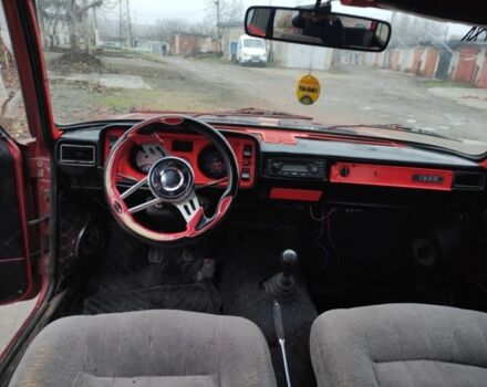 Красный ВАЗ 2105, объемом двигателя 1.3 л и пробегом 33 тыс. км за 617 $, фото 12 на Automoto.ua